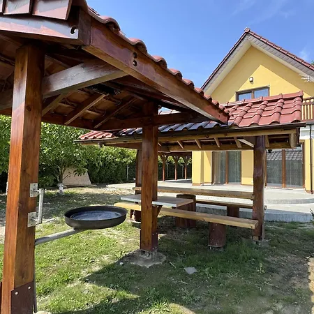 Barka 2 Feriehus Wodnica (Pomerania)